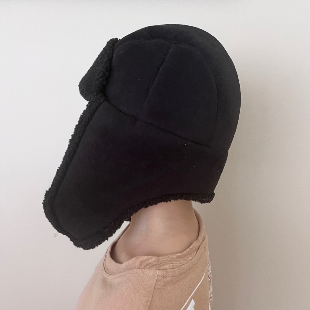 Icing back hat. Ladies size one
